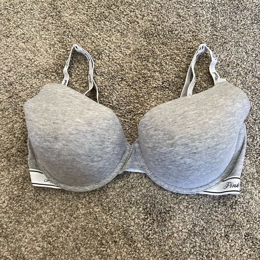 Victoria’s Secret Women’s Bra